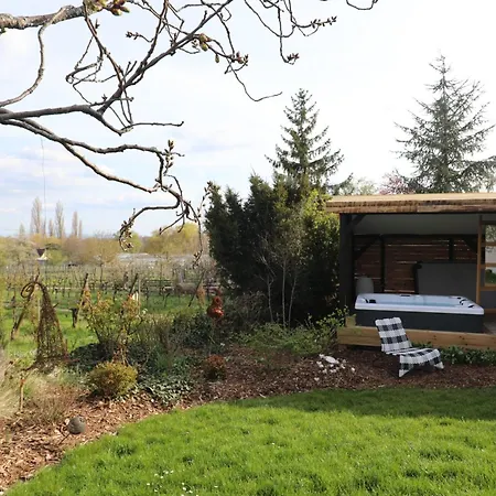 La Tour Des Fees-spa Frühstückspension