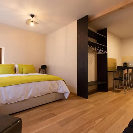 La Tour Des Fees-spa Bed & Breakfast