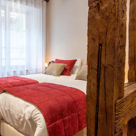 La Tour Des Fees-spa Bed & Breakfast